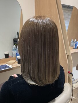 アンフィ 東京(Amphi) 【イルミナカラーで最強透明感!!夏のシアーグレージュ♪】