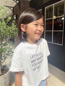 トータルビューティ ジェム バイ ヘアタイム(TOTAL BEAUTY gem by HAIR TIME) 顎ラインボブ