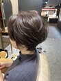 ジンリッチ(JiN RiCH) 丸み、柔らかさ、女性らしさ 大人女性ショートを提案します。