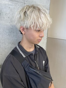 スウィープ 平尾(sweep) 波打ちパーマ×ハイトーンカラー