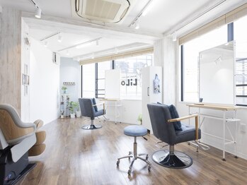 リロ(LiLo)の写真/【川越駅西口徒歩3分】一人のスタイリストが最後まで担当◎周りを気にせず寛げるプライベート空間★