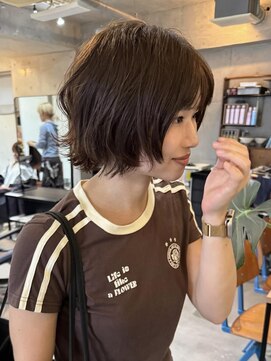 ナループロア ルームー(Nalu pu loa ROOMOO) ボブレイヤーカット/顔まわりレイヤーカット/オリーブカラー