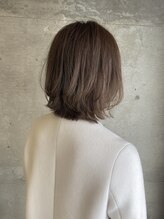 モニ(moni) くびれボブ&ラベンダーブラウン