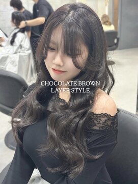 ジィルム(XELM) 韓国レイヤーカット/ブリーチ/レイヤーカット/ハッシュカット