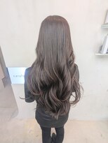 カラフェ(carafe)&nbsp;シアーグレージュ　髪質改善カラー　レイヤーカット　艶髪　美髪