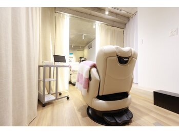 アリエス(Aries)の写真/≪本物志向の大人女性へ≫女性Stylistのみ在籍♪完全個室のプライベート空間と開放的な雰囲気で居心地◎