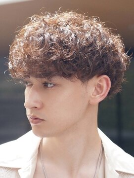 フィフス(fifth) 原宿プードルパーマラウンドマッシュヘアツーブロック茶髪fifth