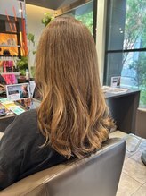 アイフィールアヴェダ 船堀店(i feel AVEDA)&nbsp;【中村】ハイトーン白髪染めカラー×ツヤ感ロング