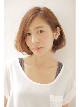 バズ ビー(BUZZ Bee) ナチュラルモード × 大人ボブ