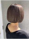 ナチュラルブラウン×ショートボブ