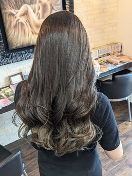 ボアップ(boappu) #イルミナカラー#ブリーチなし#赤み消し#オリーブベージュ