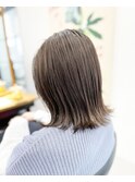 お手入れ楽チンな透明感抜群外ハネスタイル