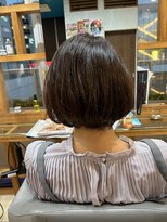 スタジオ アルファプラス 日暮里店(studio α+)&nbsp;ステップボーンカットカットボブショートハイライト白髪ぼかし