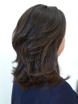 シンシア(CYNTHIA) レディースカット