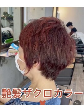 トータルビューティーステラ(TOTAL BEAUTY STELLA) ザクロペインターノンジアミンカラーで白髪ぼかしピンクカラー