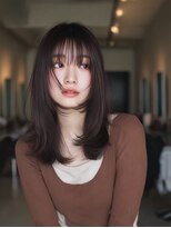 ケシキ 表参道 原宿(kesiki.)&nbsp;ミディアムレイヤー顔周りカットハッシュカットワンホンレイヤー