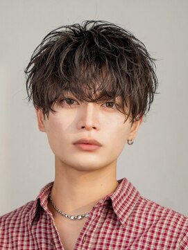 オーシャントーキョーオーバー 渋谷(OCEAN TOKYO OVER) 韓国ヘアニュアンスコンマバングセンターパートフェザーパーマ