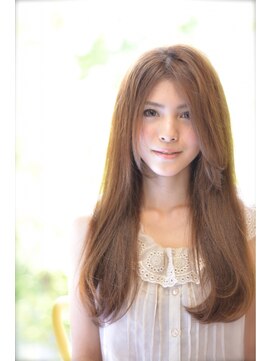 トゥワイス(twice) [twice]ナチュラルなストレート