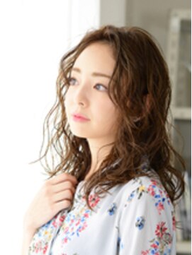 アース コアフュールボーテ 伊勢崎(EARTH coiffure beaute) ”愛され”カジュアルモードウェーブ【伊勢崎】