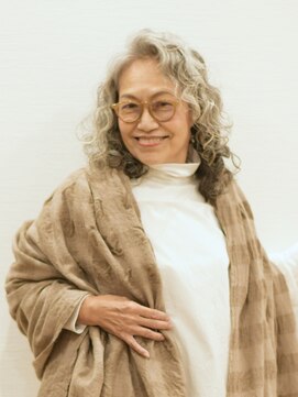 えがお美容室 【えがお美容室】50代60代におすすめ☆似合わせミディカール