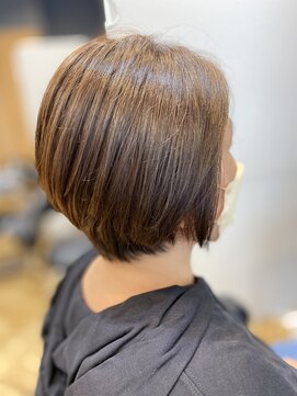 アルター(aL ter) トップのボリューム抜群ショート