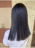 ネイビーブルー
