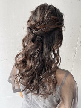 シュリット(schritt) 結婚式ハーフアップヘア schrittmutsuki