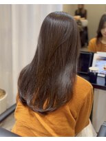 ソヨン 栄2号店(SOYON)&nbsp;黒髪/グレーベージュ/レイヤーロング/前髪パーマ/髪質改善