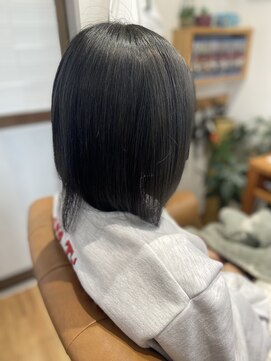 ヘアーアンドスパ アウローラ(AURORA) ブルーアッシュ