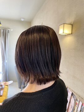 ケストラ(KESTRA) 外ハネショートボブ