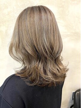 ペスカ 仙台一番町店(pesca) ホワイトベージュ☆