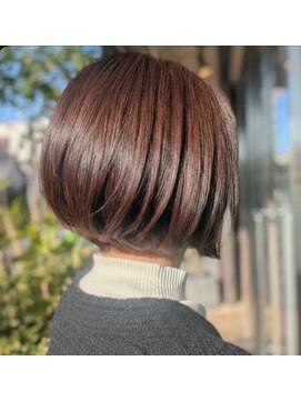 ニコ ピカビア(nico picabia) 丸みショートボブ×チョコレートブラウン
