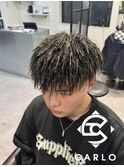 パイルツイストパーマ／スキンフェードフェード／メッシュ