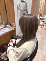 スカラ(SCALA.)&nbsp;透明感たっぷり柔らかベージュカラー×ナチュラルロング