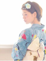 アレンジ帯がかわいいショートヘアーの浴衣スタイル♪