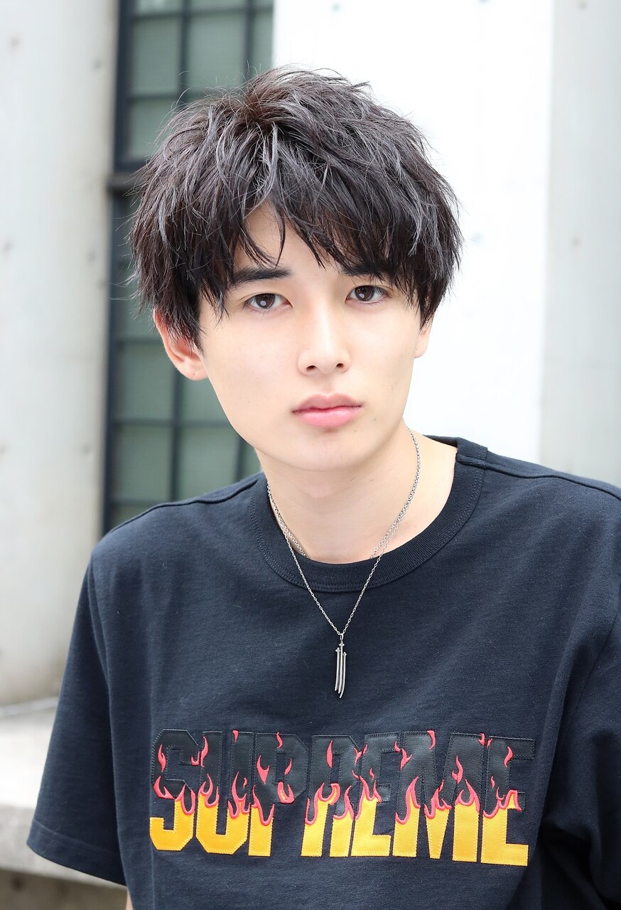 マネしやすいコンマヘア くせ毛風パーマ 韓国ヘア BTS：L054914706