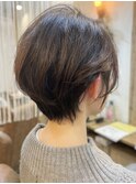 大人可愛い流しバング  耳掛けハンサムショート 20代30代40代/柏