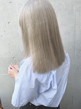 ラミエバイメルト 下北沢(lamie by melt) 村上/ホワイトベージュ ケアブリーチ ダブルカラー ロブ
