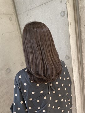 リビンバイアフロート(Livin by afloat) レイヤーストレート　シルバーベージュ　おおたかの森