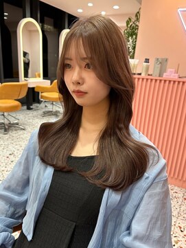 ボタン シブヤ(VOTAN SHIBUYA) 韓国ヘア/くびれヘア/前髪あり/顔まわりカット/透け感カラー