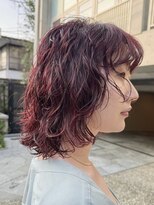 ナループロアオハナ(Nalu pu loa ohana) レイヤーパーマ/ボルドーカラー/ウルフパーマ/ゆるめパーマ