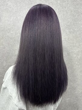 イリ 心斎橋(ili) ハイライトカラーミルクティーベージュレイヤーカット