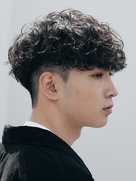 フィフス(fifth) 刈り上げマッシュ波巻きスパイラルスペインカールパーマfifth