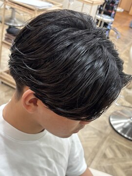 ボンドストーリールミエール(Bond Story lumiere) 名古屋/メンズカット/メンズパーマ/眉毛/ニュアンスパーマ