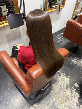 シアー 大阪梅田(SHEER.) 髪質改善×縮毛矯正×酸性ストレート【大阪梅田,中崎町美容室】