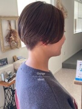 パル バイ ラベスト(Pal by lovest) ハンサムショート×グレージュ