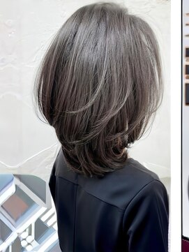 リズム(Lism) 艶髪レイヤー【宇都宮女性スタッフのみ】