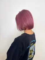 アイズ 渋沢(AIZU)&nbsp;前頭ブリーチ　ピンクカラー　派手髪　韓国風