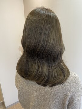 ふんわり透明感up◎オリーブベージュ