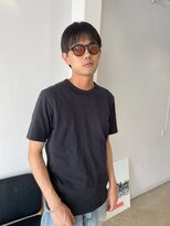 スワッグ(swag)&nbsp;黒髪ハイライトカラービジネスメンズカット顔周りカット